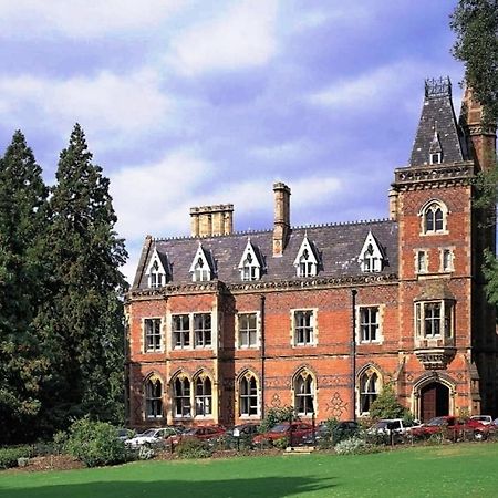 Brownsover Hall รักบี้ ภายนอก รูปภาพ