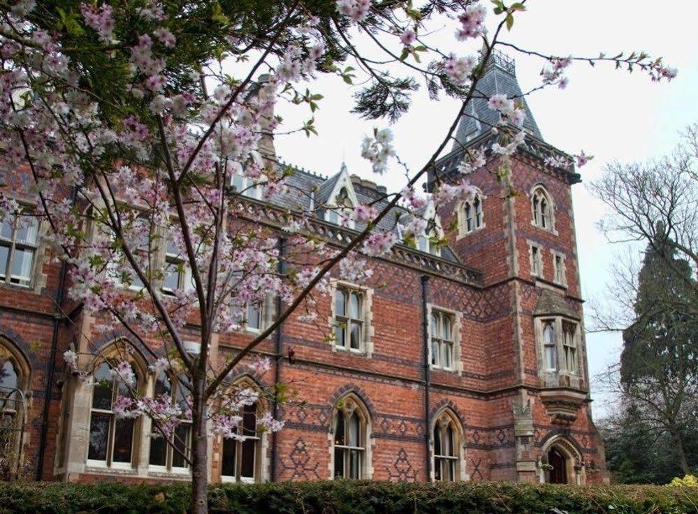 Brownsover Hall รักบี้ ภายนอก รูปภาพ